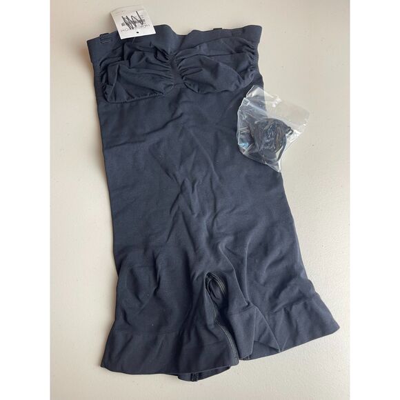 NWOT SKIMS Seamless Sculpt Strapless Black Bodysuit Shorts Size L - Picture 2 of 5